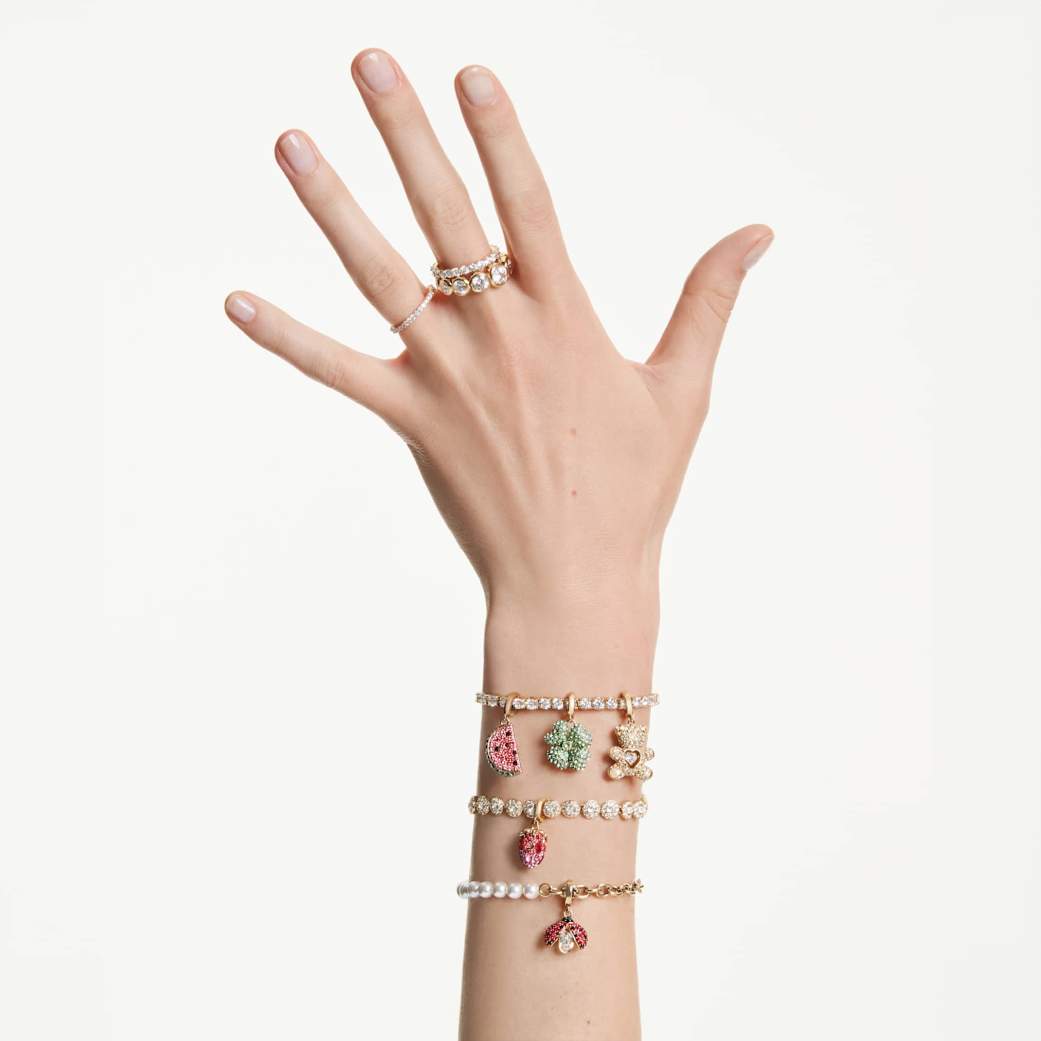 Swarovski Idyllia bracelet Crystal pearl, White, 18K gold finish